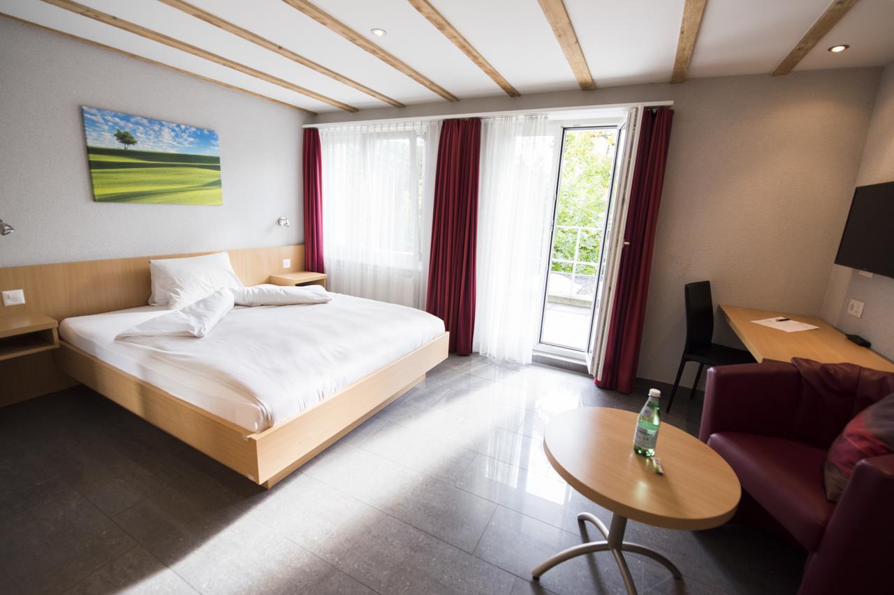 Hotel Restaurant Neuhaus Hertenstein Zewnętrze zdjęcie