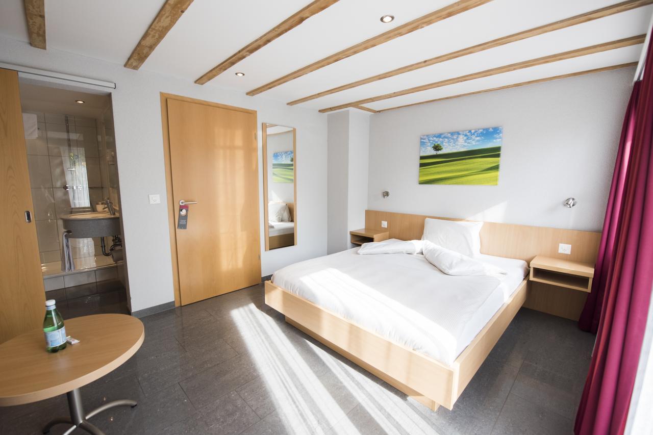 Hotel Restaurant Neuhaus Hertenstein Zewnętrze zdjęcie
